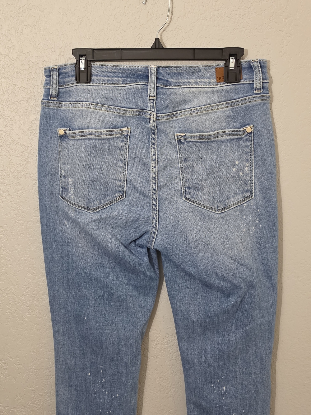 Judy Blue Bleach Splash Shark Bite Skinny Jeans Light Wash Mid Rise Womens 9/29 - Picture 7 of 11
